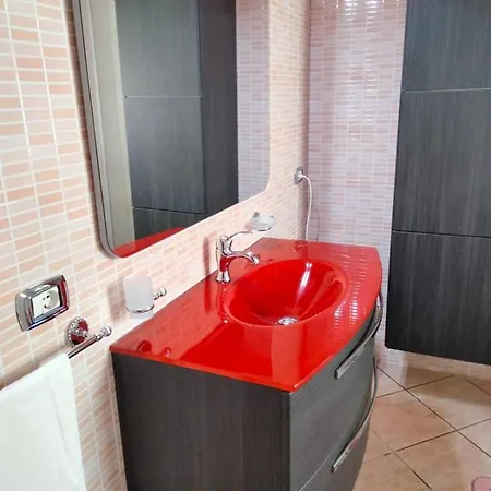 Holiday home Casa Vacanza Nel Giardino Delle Vigne Chiaramonte Gulfi